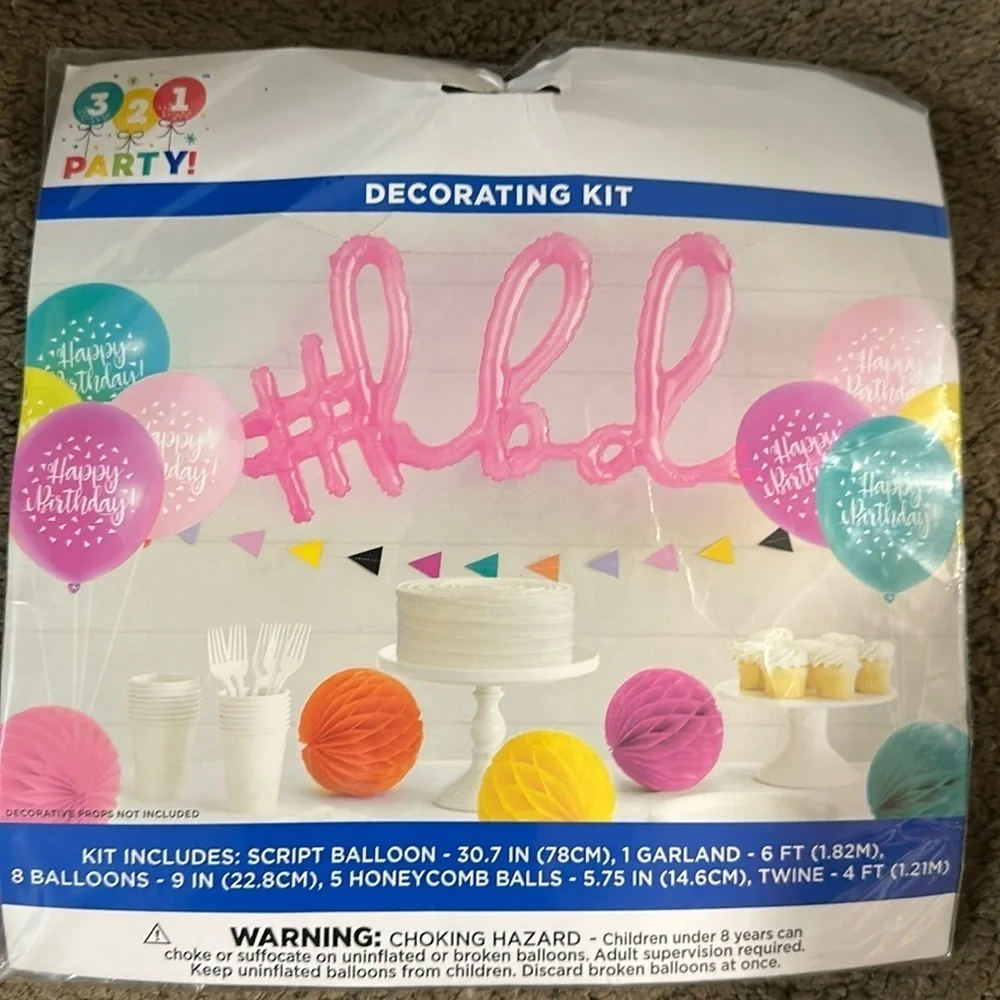 Birthday Decorating Kit w/ Balloon shaped yard sign #hbd balloons